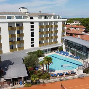 4* Hotel Grand Esplanada